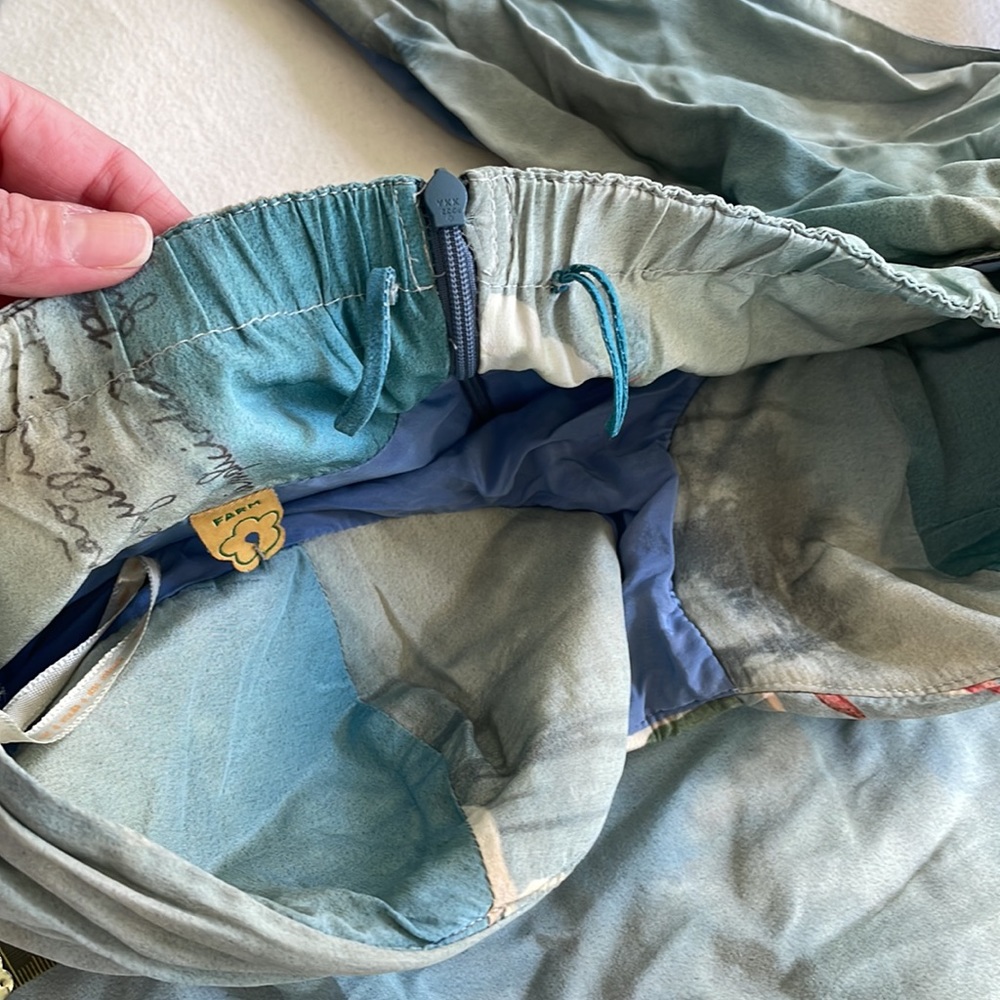 Farm long dress 100% silk - minor flaws (see pictures) - Picture 8 of 16